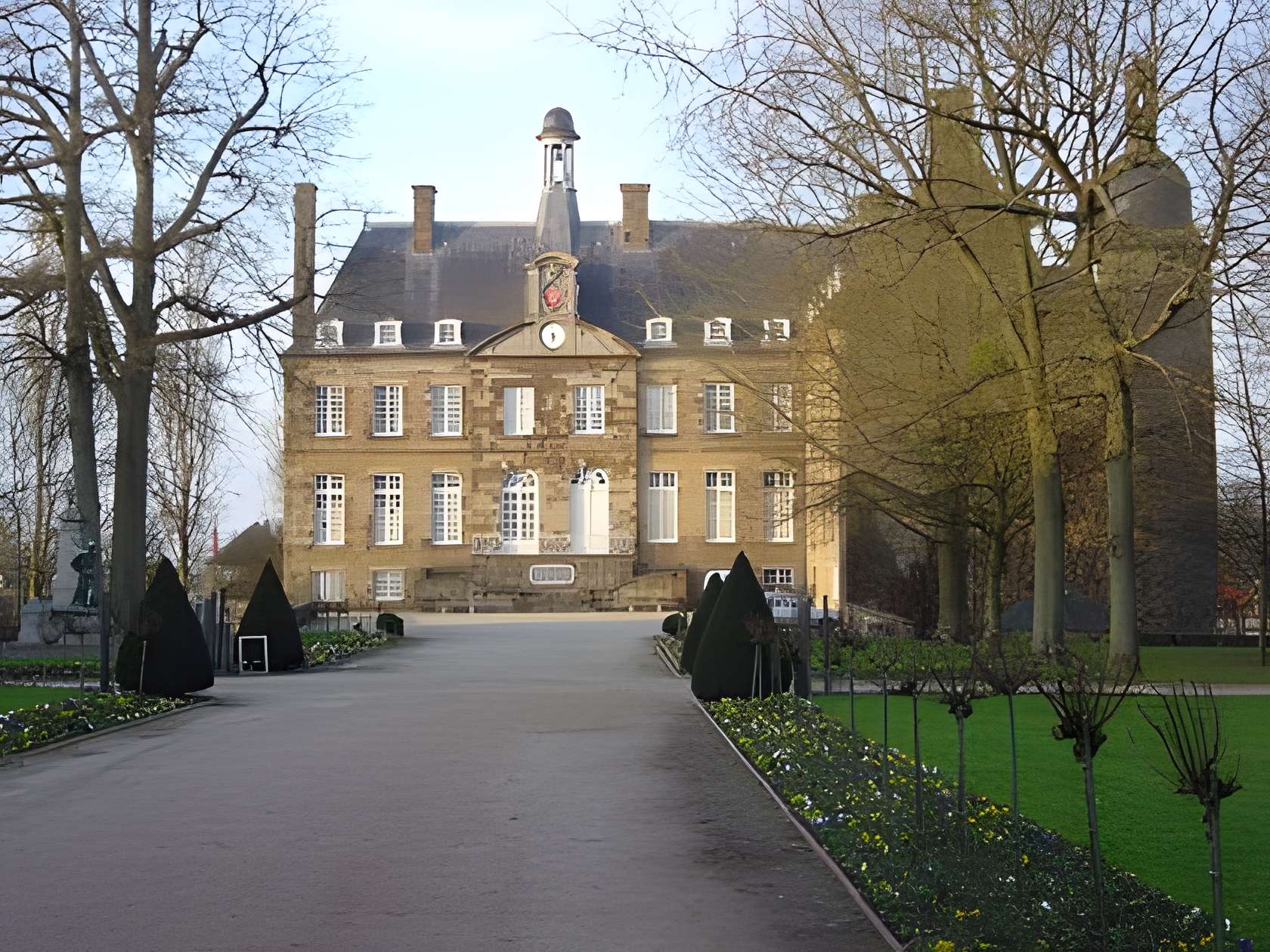 Musée du château de Flers Façade du musée