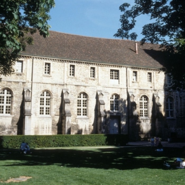 Photo de Musée archéologique de Dijon