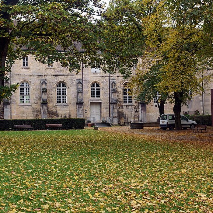Photo de Musée archéologique de Dijon
