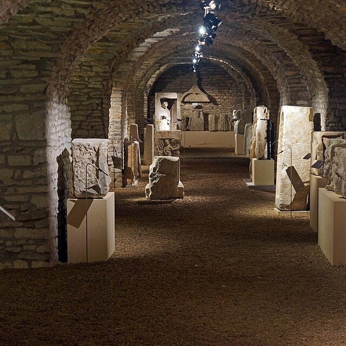 Photo de Musée archéologique de Dijon
