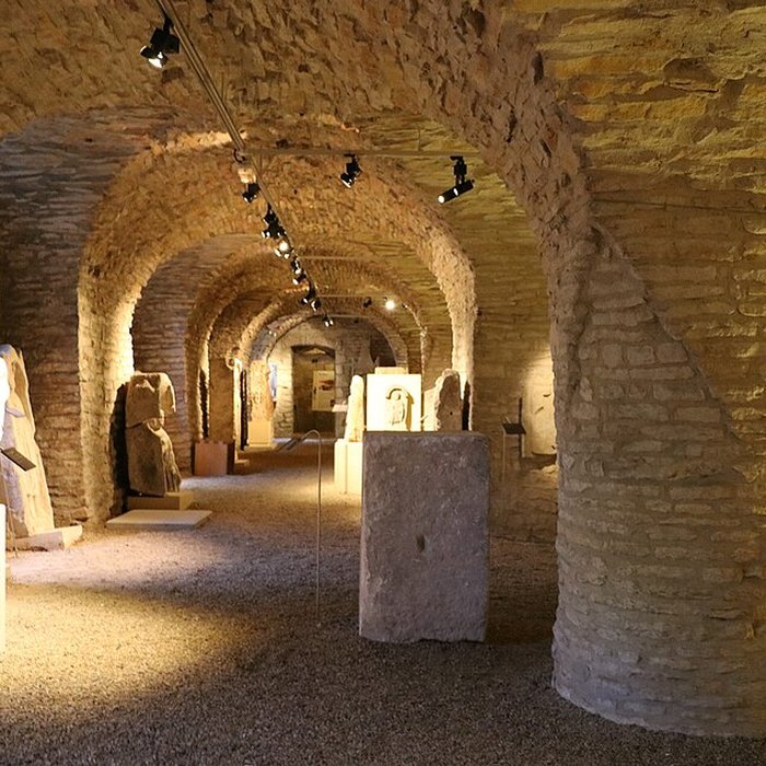 Photo de Musée archéologique de Dijon