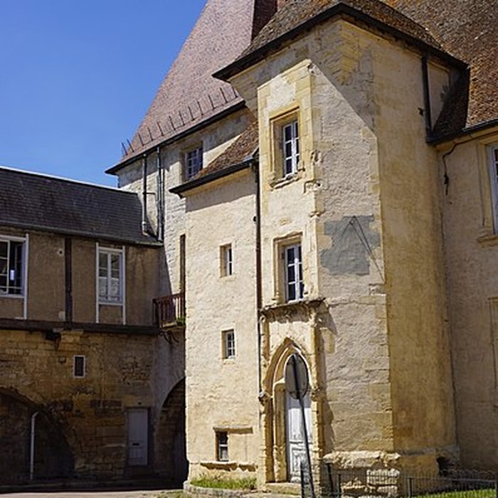 Photo de Château des Evêques de Nevers