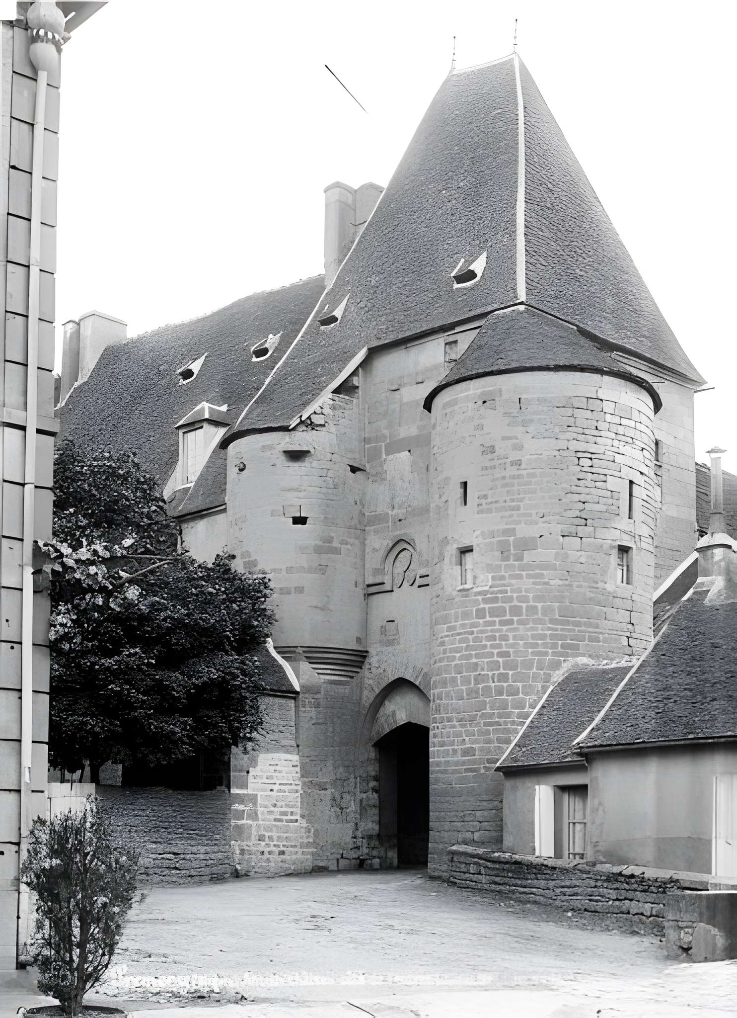 Château des Evêques de Nevers
