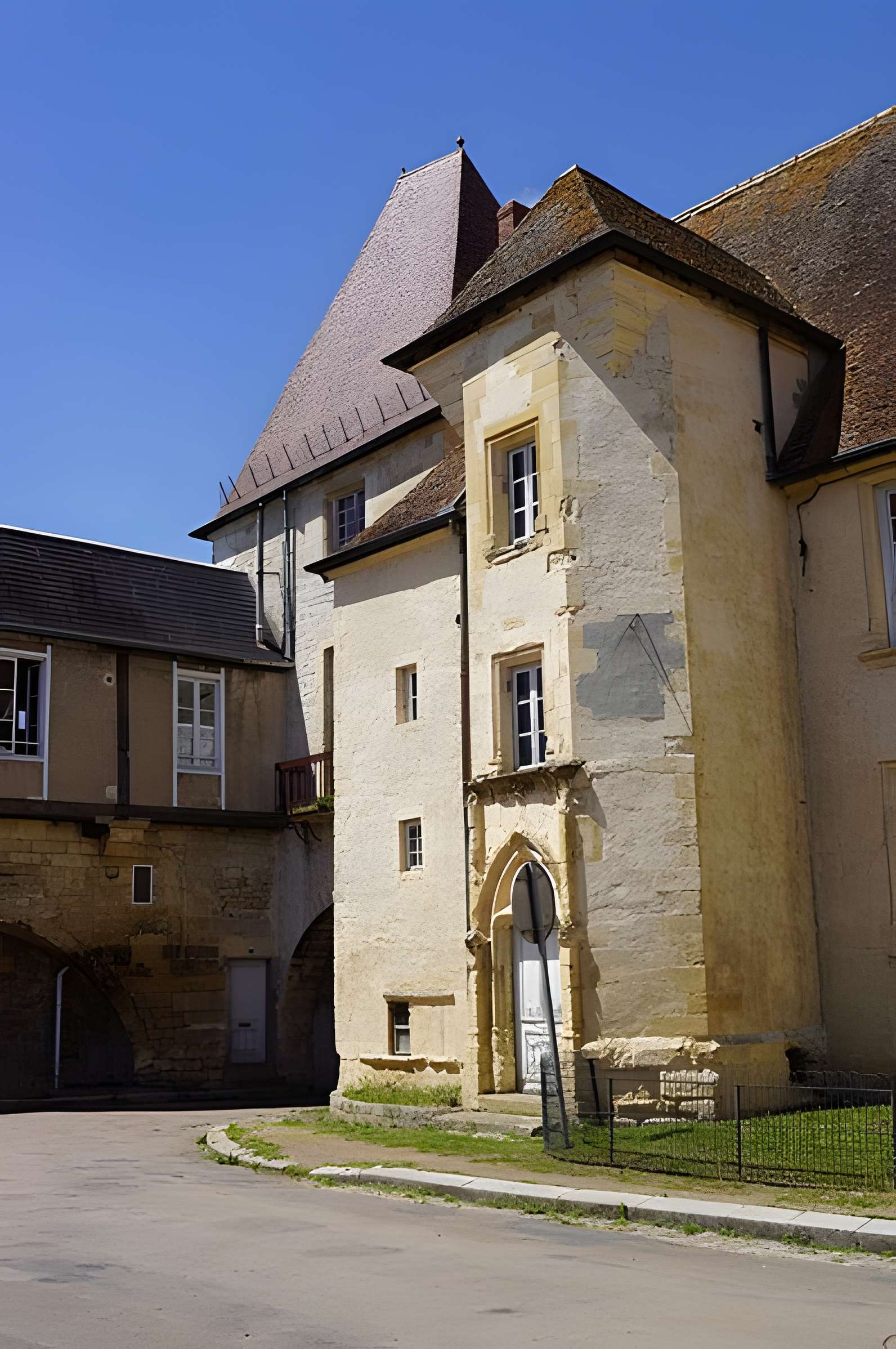 Château des Evêques de Nevers
