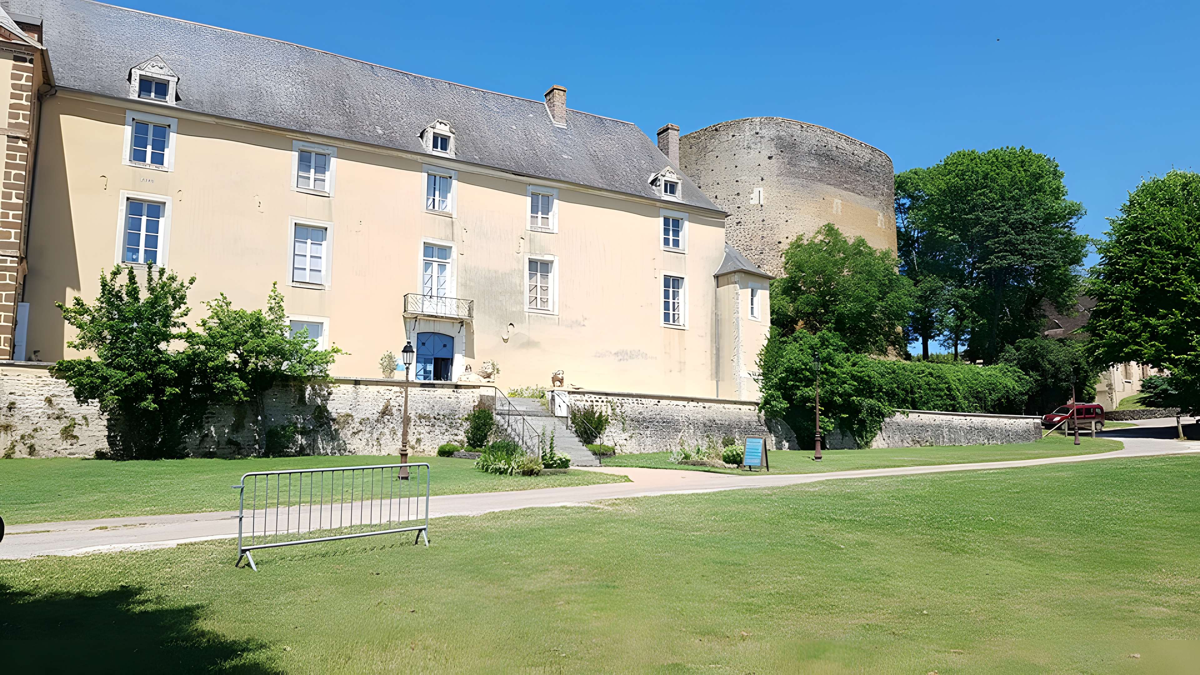 Musée Colette de Saint-Sauveur-en-Puisaye