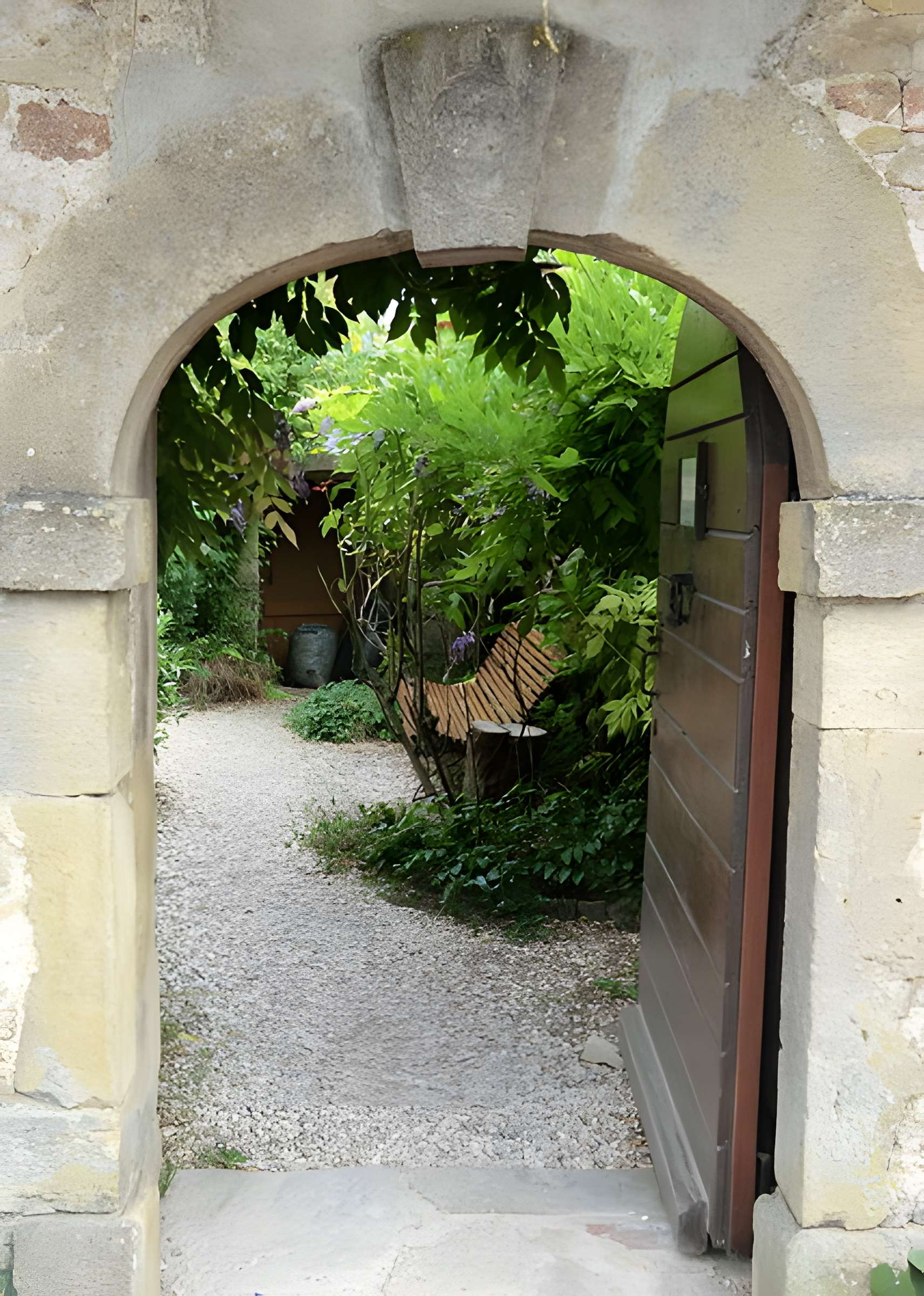 Musée des fouilles des Fontaines Salées à Saint-Père