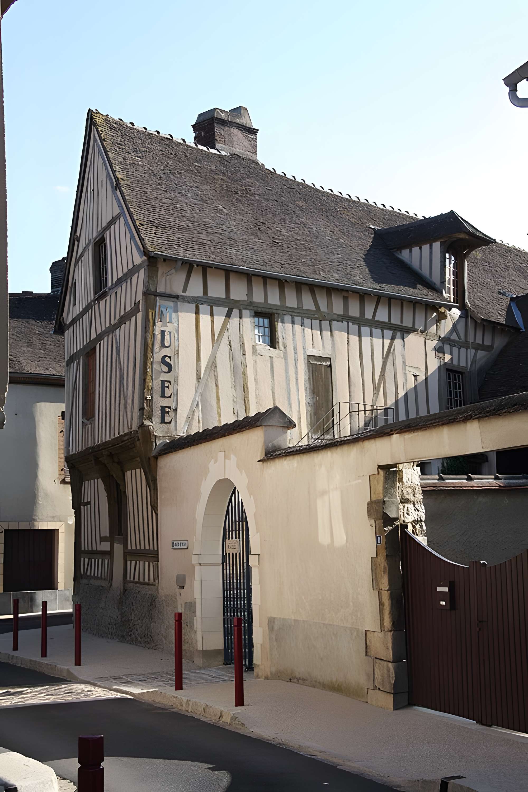 Musée du patrimoine culturel de Saint-Julien-du-Sault