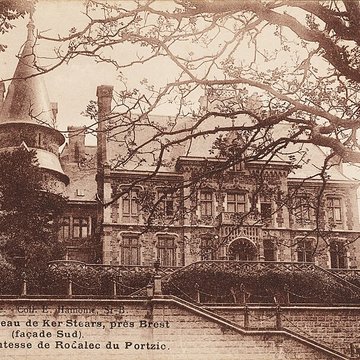 Musée de la carte postale à Baud