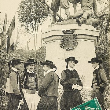 Musée de la carte postale à Baud