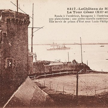 Musée de la carte postale à Baud