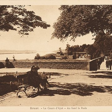 Musée de la carte postale à Baud