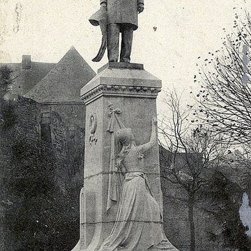 Musée de la carte postale à Baud