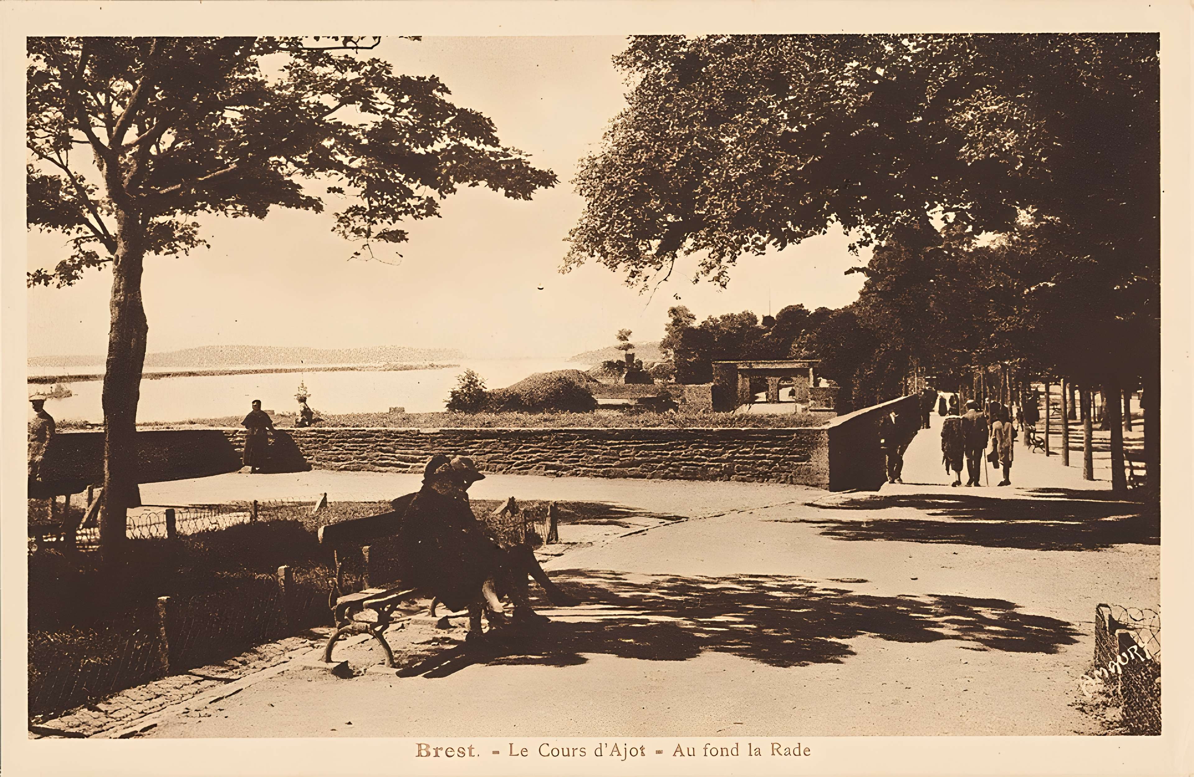 Musée de la carte postale à Baud