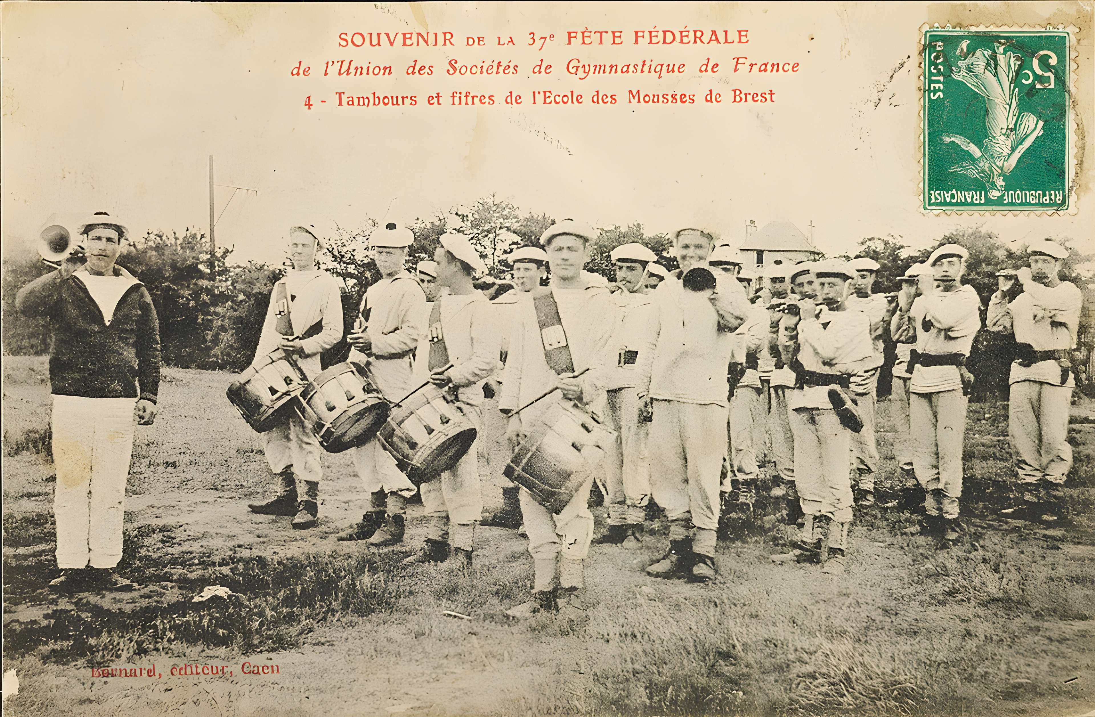 Musée de la carte postale à Baud