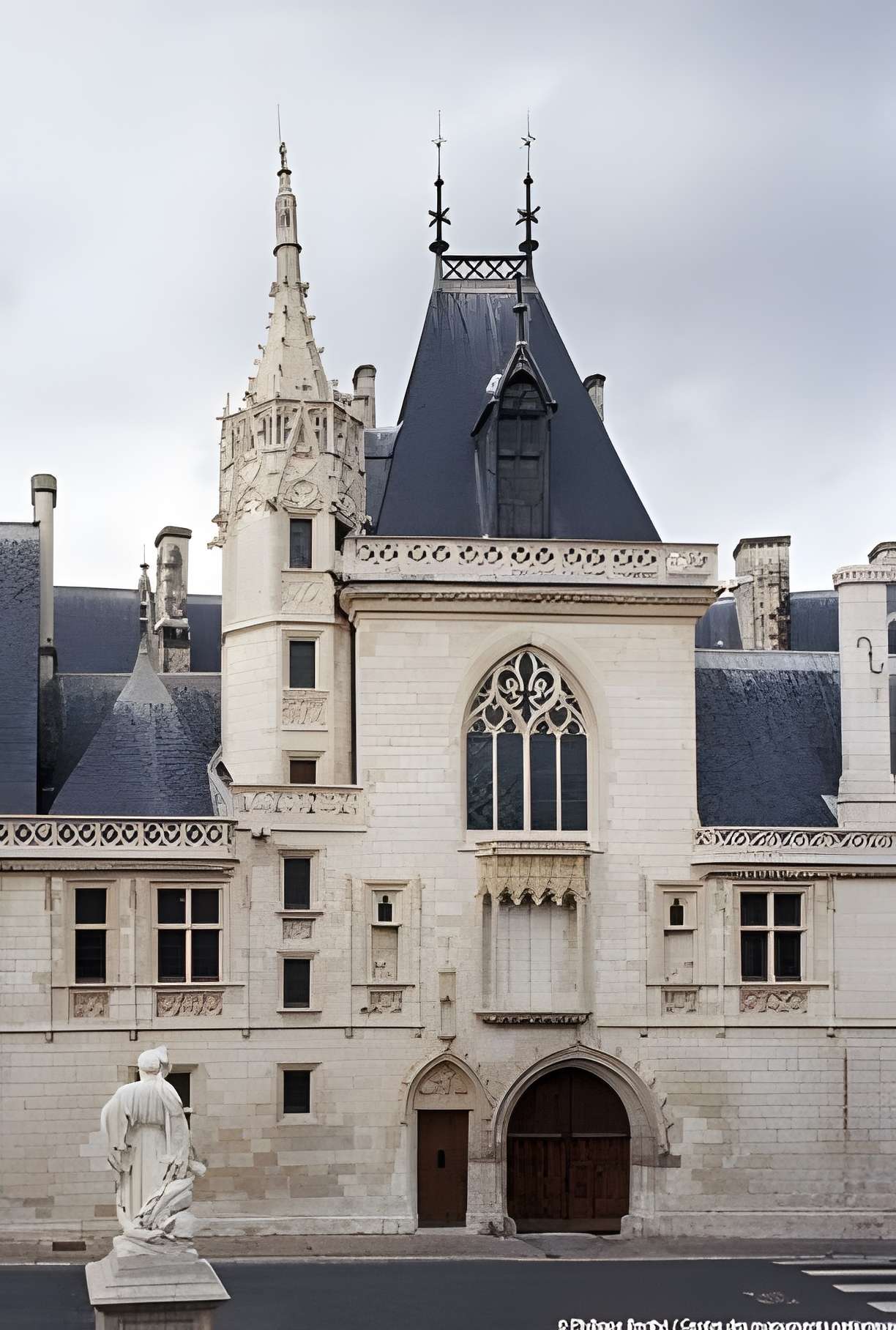 Palais Jacques-Coeur à Bourges 