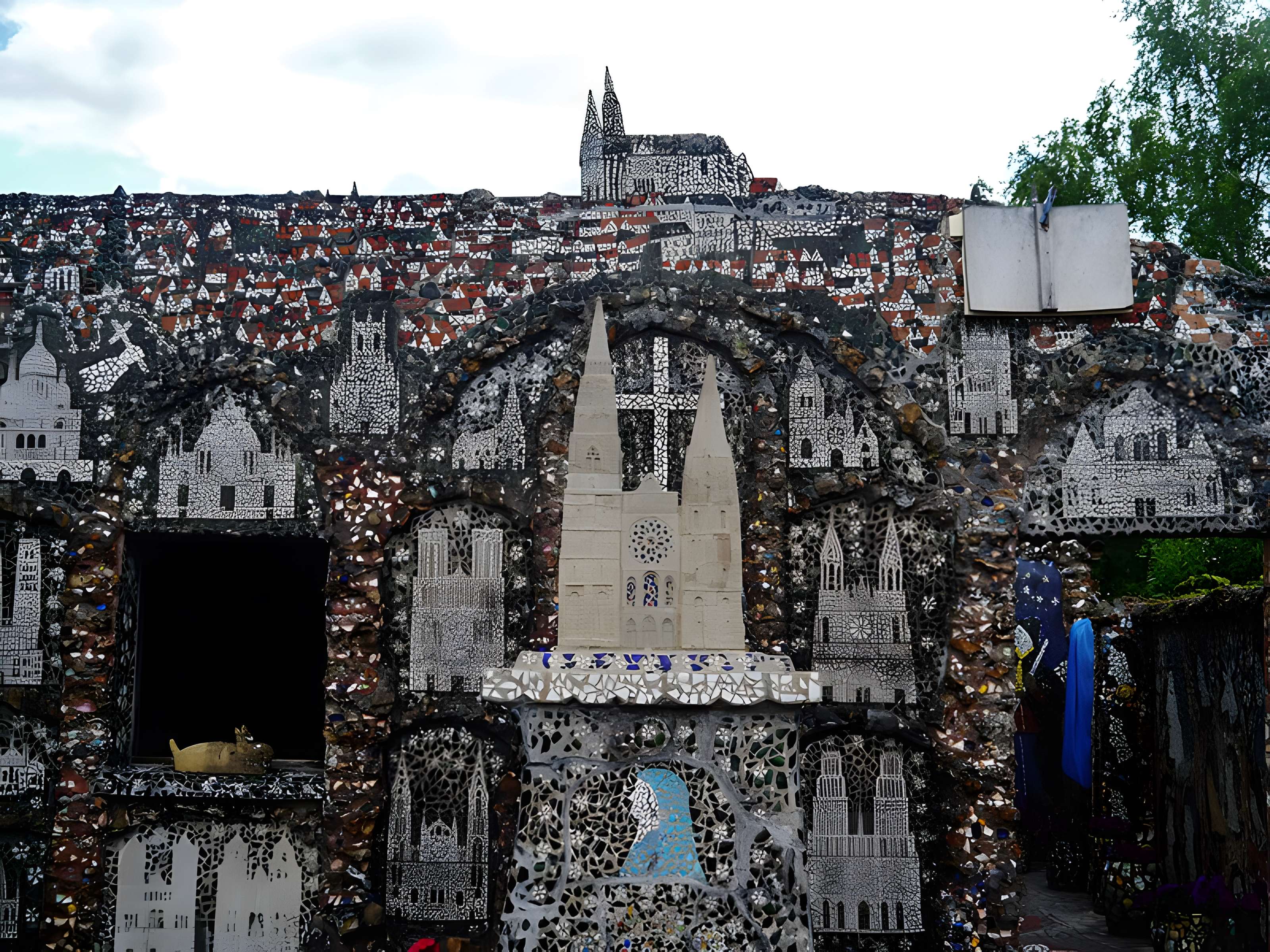 Maison Picassiette à Chartres
