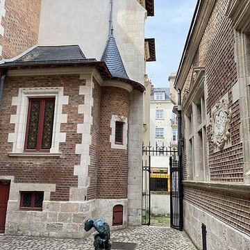 Musée Historique et Archéologique de lOrléanais à Orléans