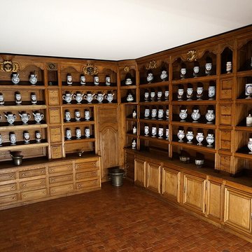 Le Musée De LArdenne à Charleville-Mézières