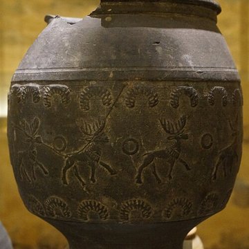 Le Musée De LArdenne à Charleville-Mézières