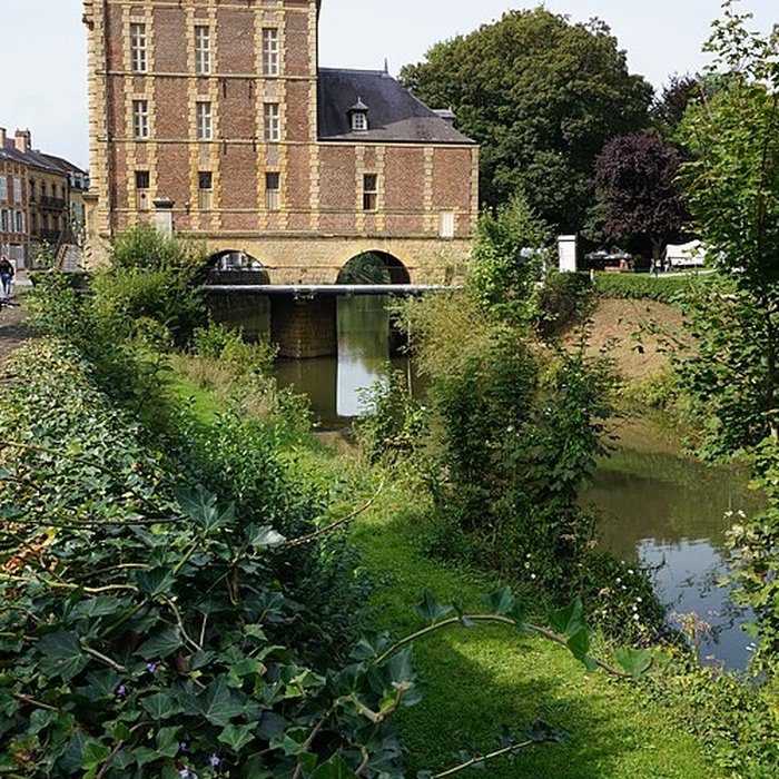 Photo de Vieux moulin, actuellement musées Rimbaud et de lArdenne