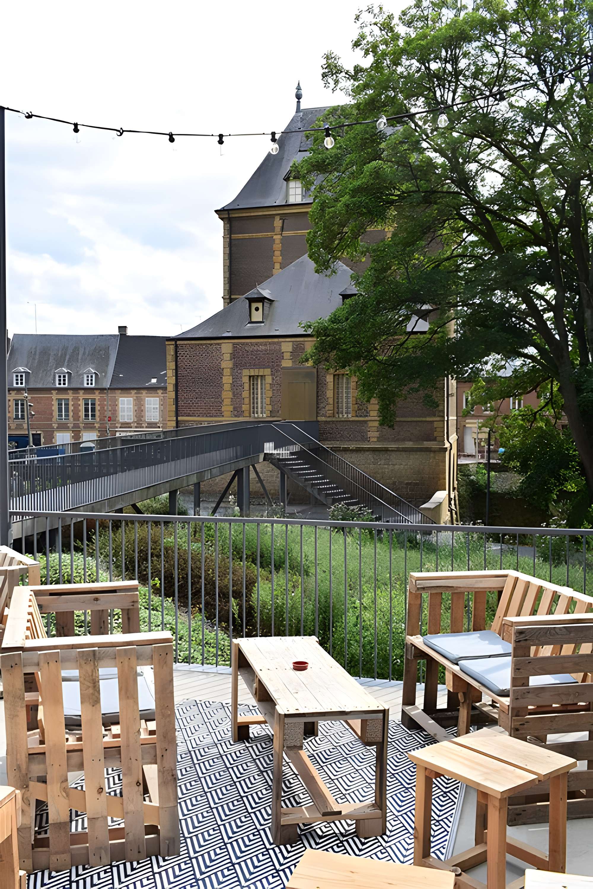 Vieux moulin, actuellement musées Rimbaud et de l'Ardenne