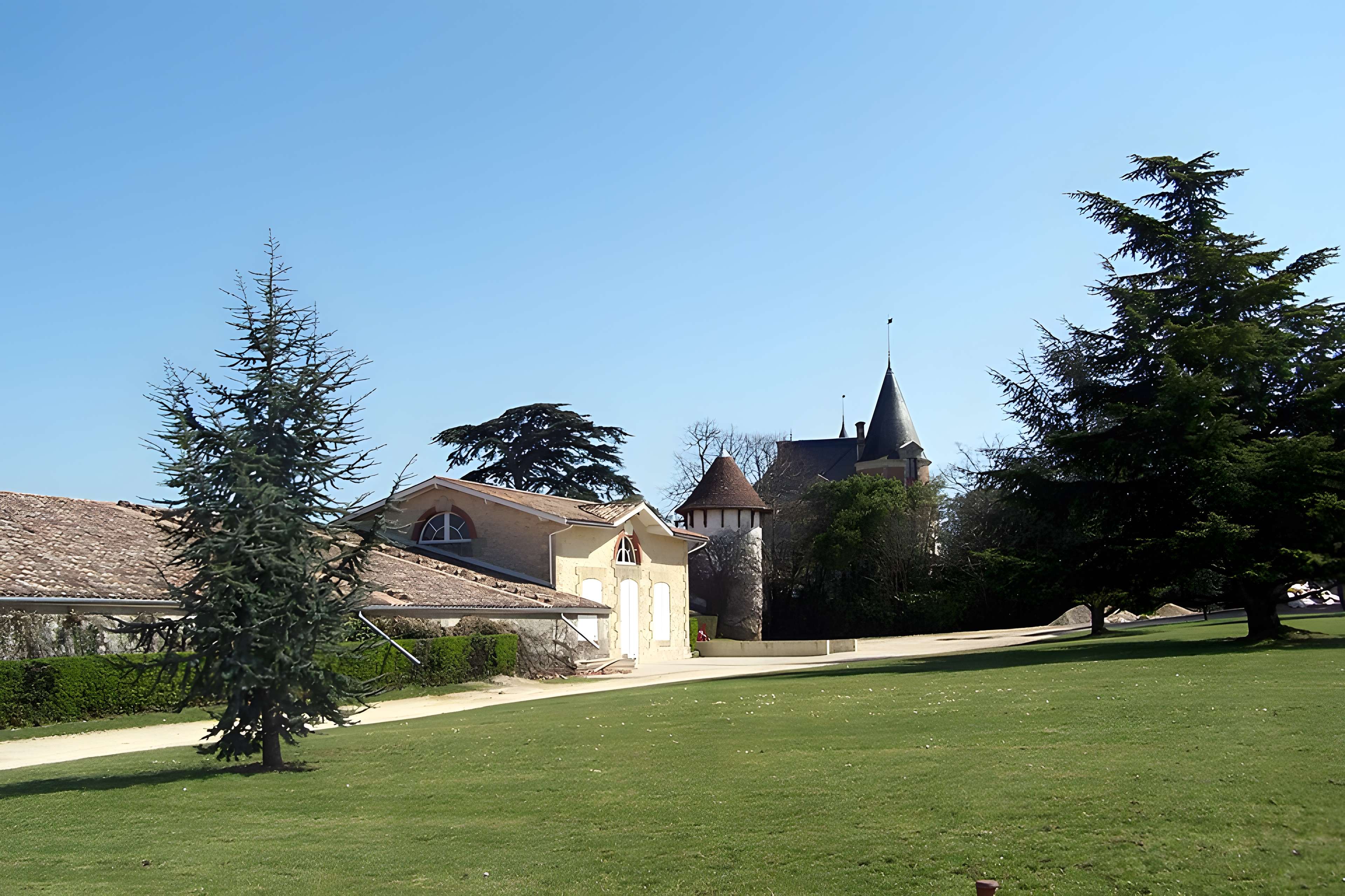 Château de Rayne-Vigneau