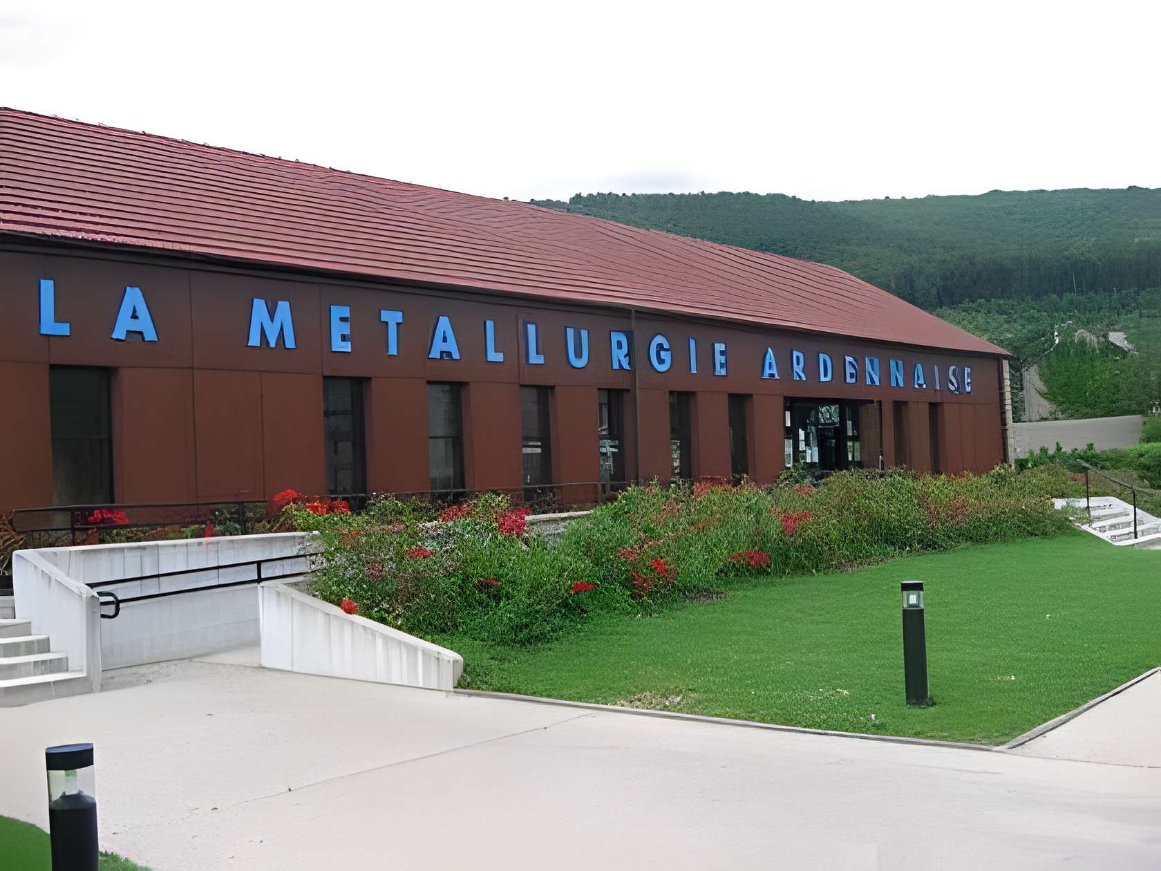 Musée de la Métallurgie Ardennaise extérieur du musée