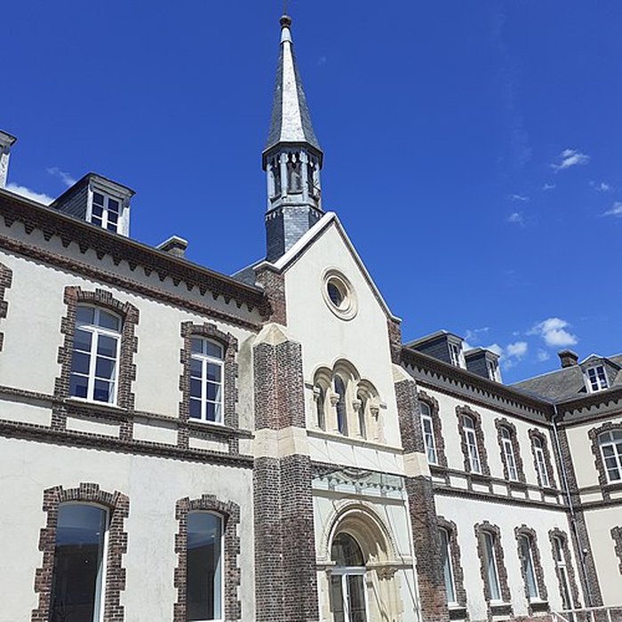 Photo de Musée du verre, de la pierre et du livre de Conches-en-Ouche