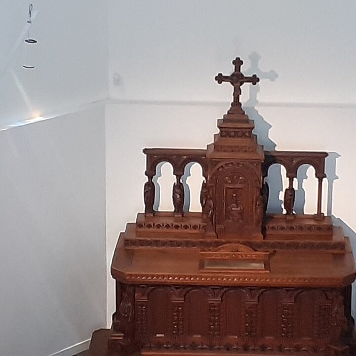 Photo de Musée du verre, de la pierre et du livre de Conches-en-Ouche