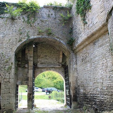 Château de Rochefort à Asnières-en-Montagne