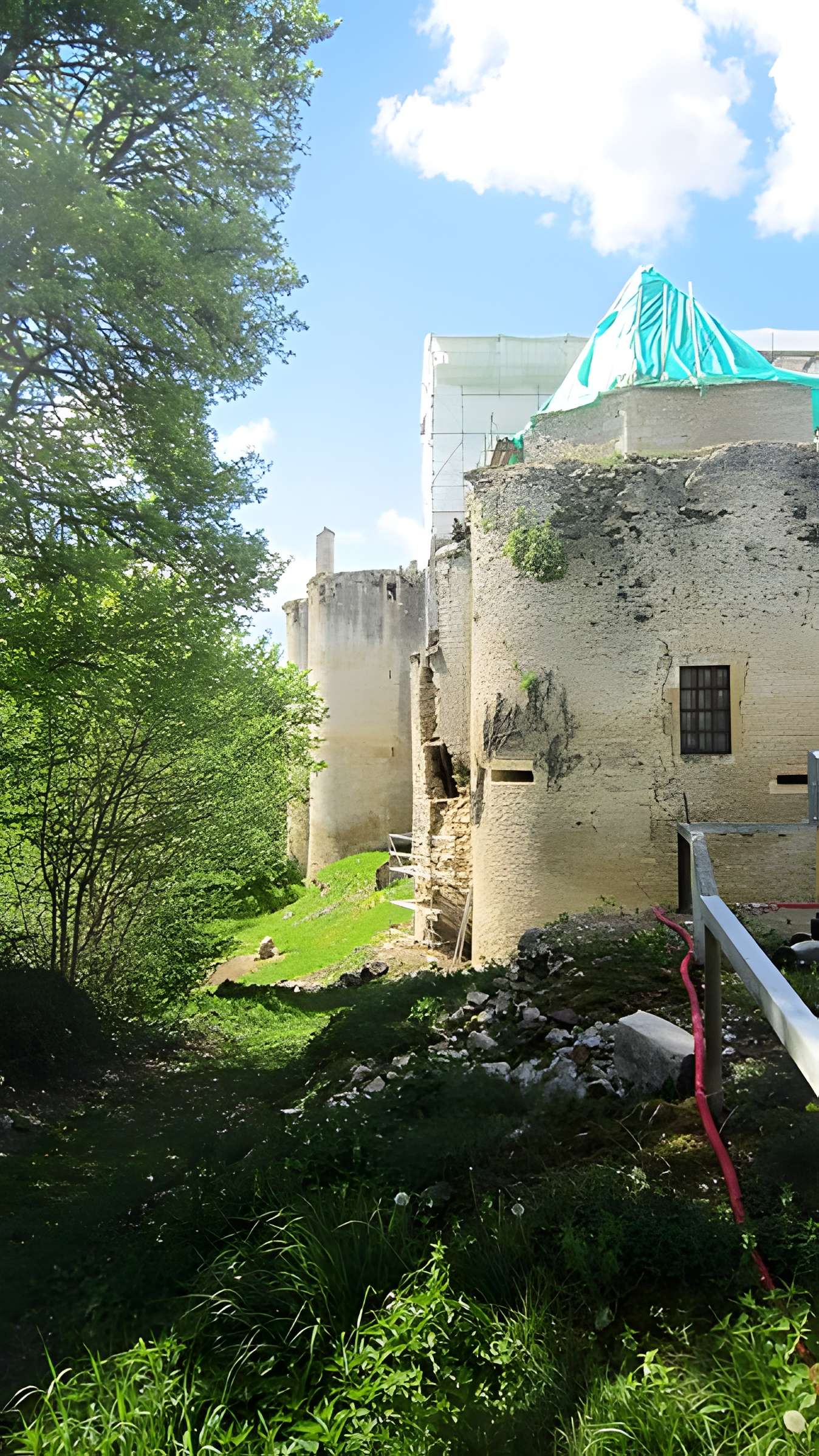 Château de Rochefort à Asnières-en-Montagne