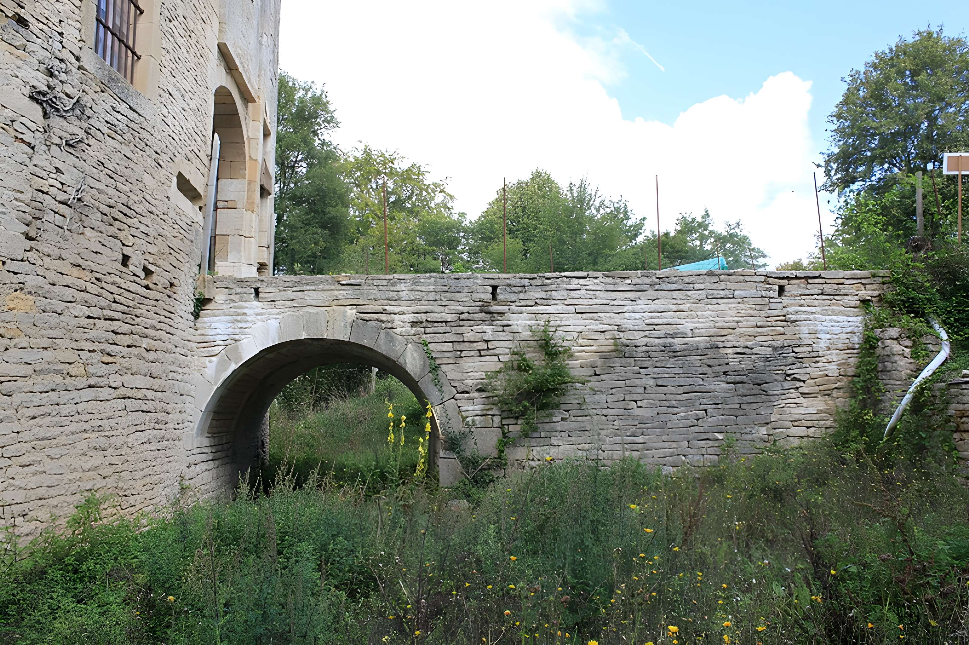Château de Rochefort à Asnières-en-Montagne
