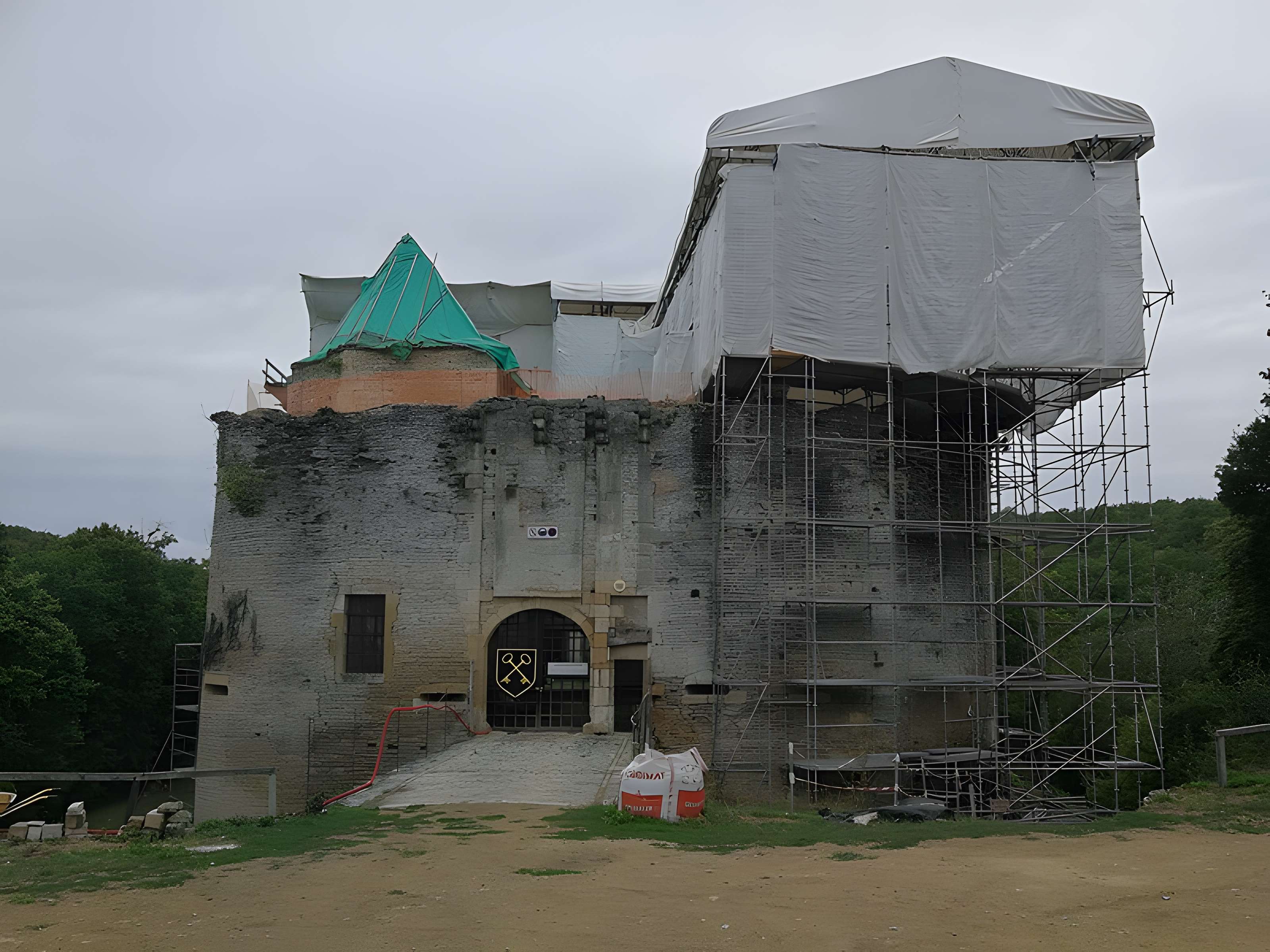 Château de Rochefort à Asnières-en-Montagne