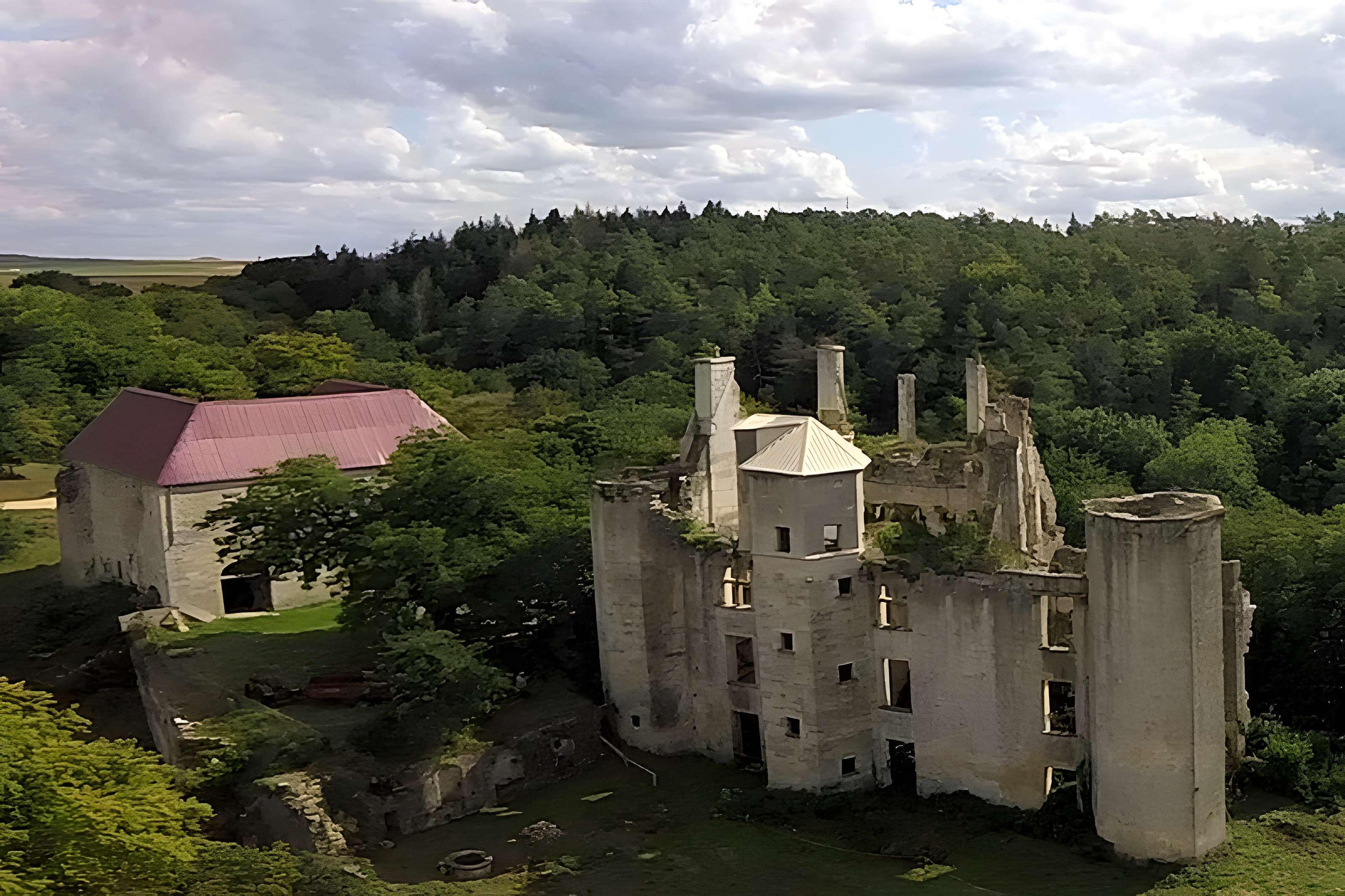 Château de Rochefort à Asnières-en-Montagne