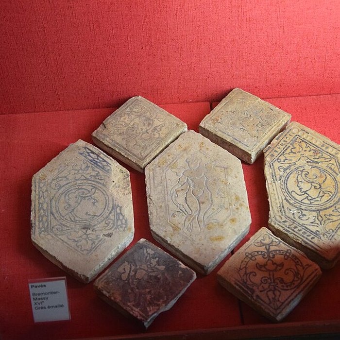 Photo de Musée des traditions et arts normands au Château de Martainville