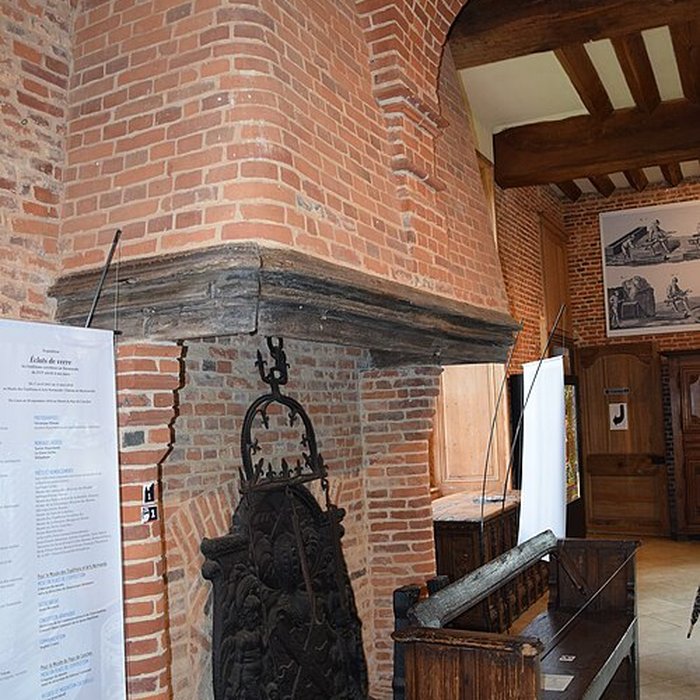Photo de Musée des traditions et arts normands au Château de Martainville
