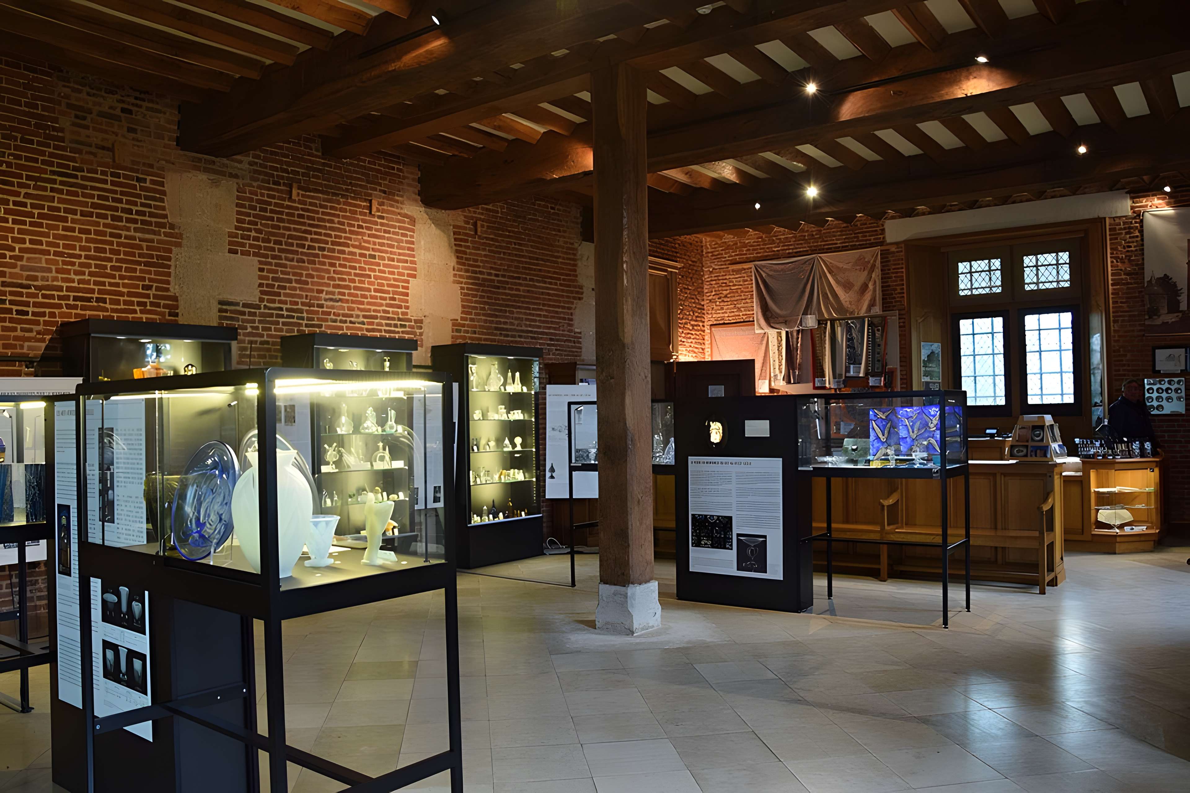 Musée des traditions et arts normands au Château de Martainville