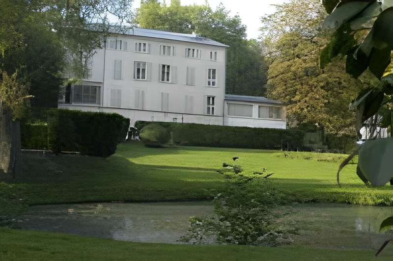 Musée français de la photographie à Bièvres extérieur du musée