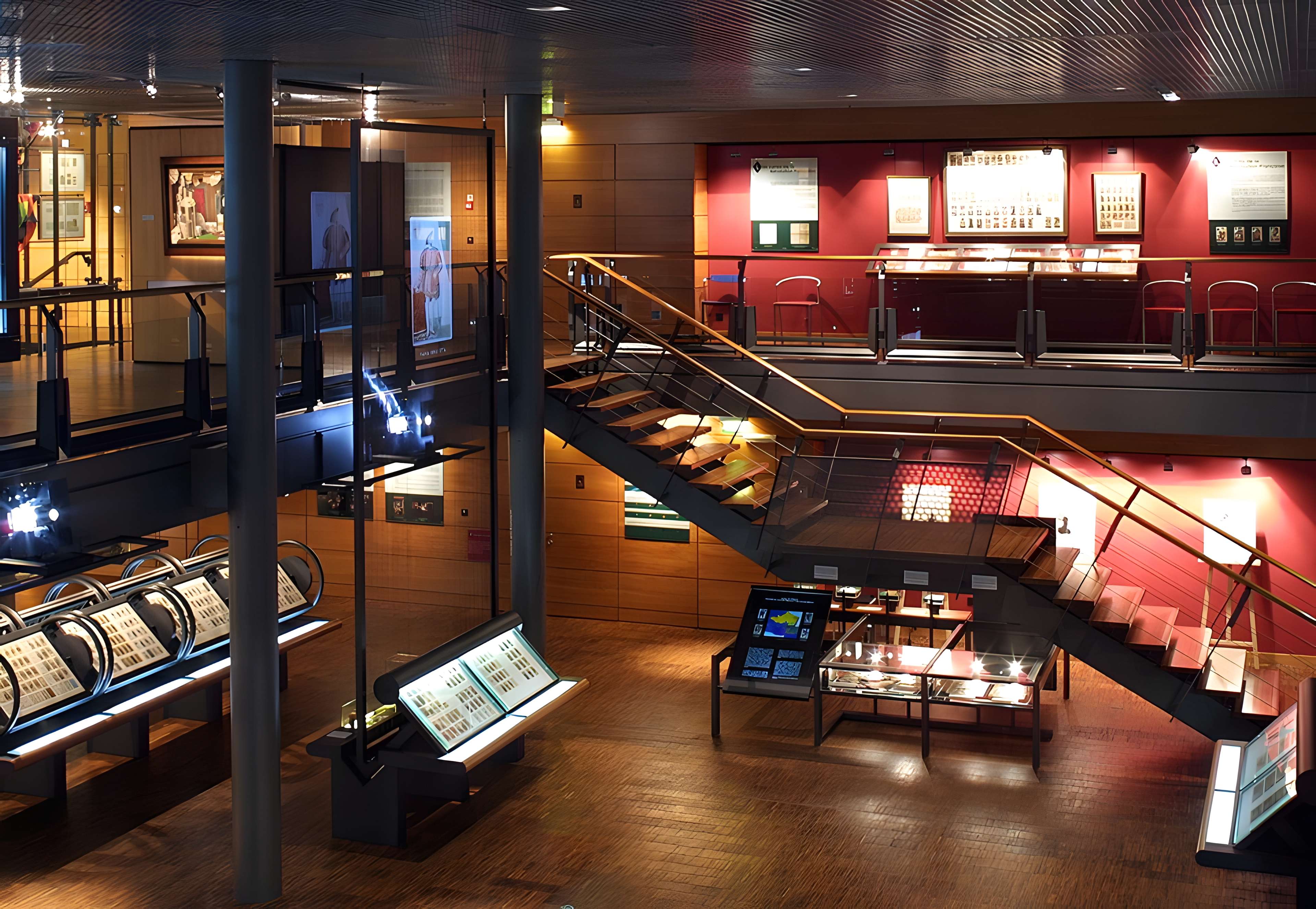 Musée français de la carte à jouer à Issy-les-Moulineaux