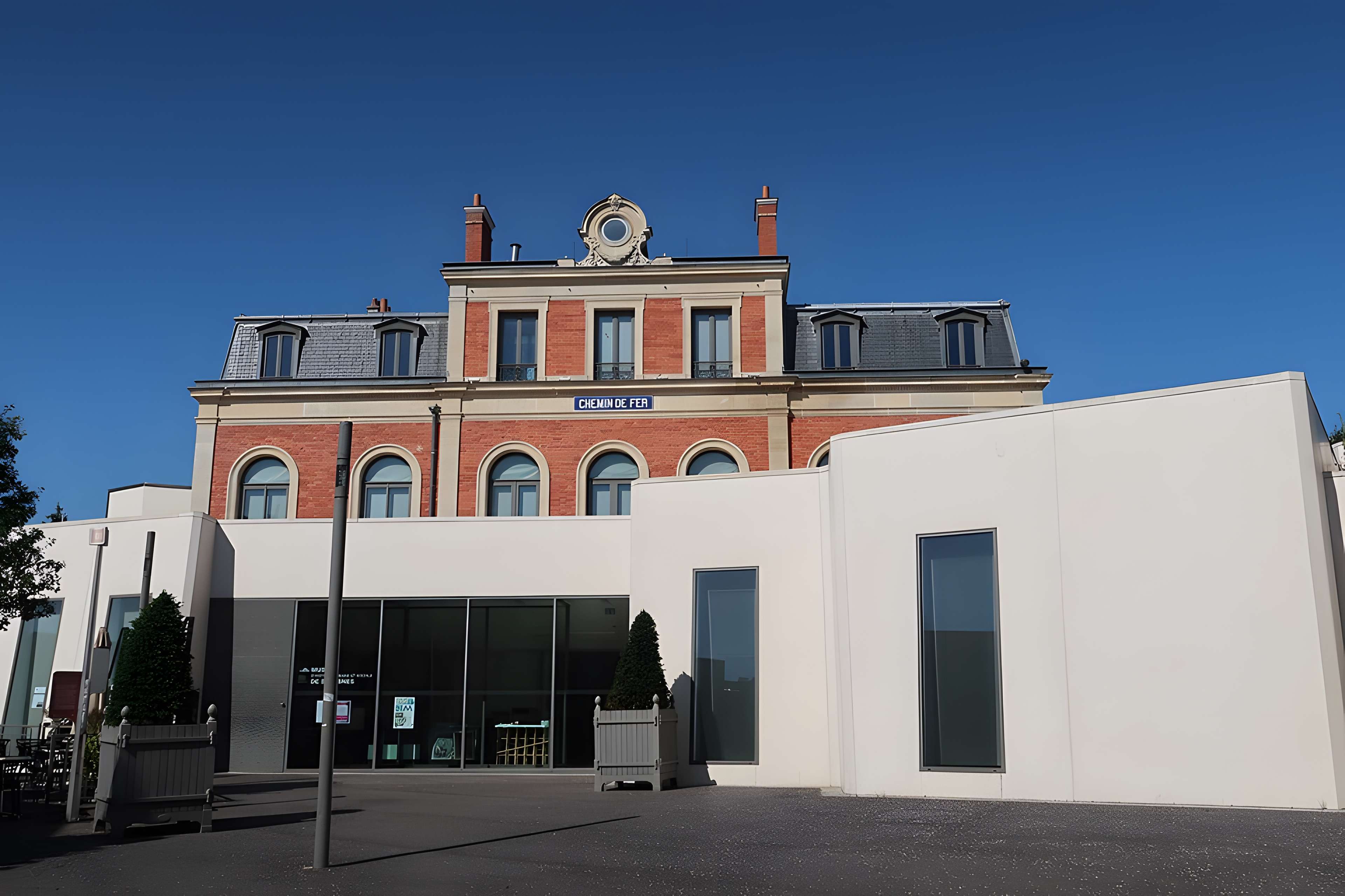 Musée d'Histoire Urbaine et Sociale de Suresnes