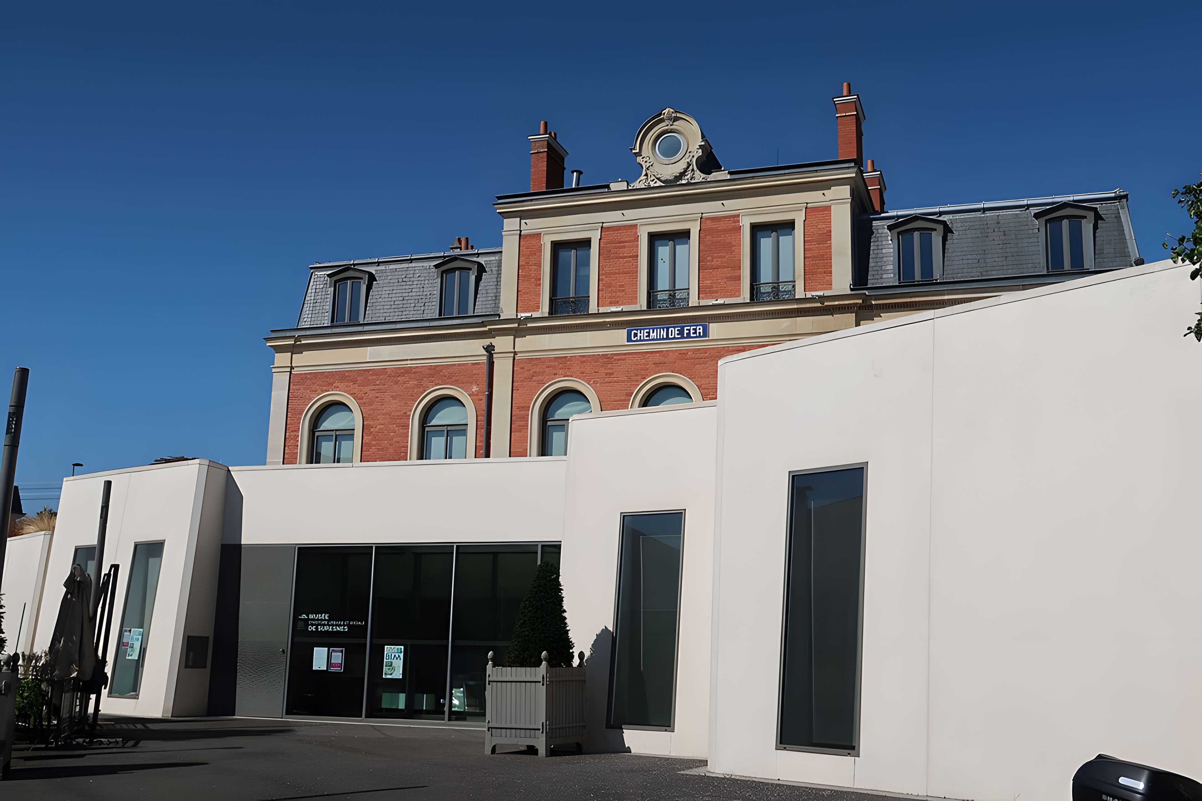Musée d'Histoire Urbaine et Sociale de Suresnes