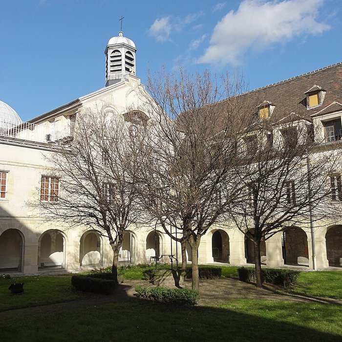 Photo de Musée dart et dhistoire de Saint-Denis