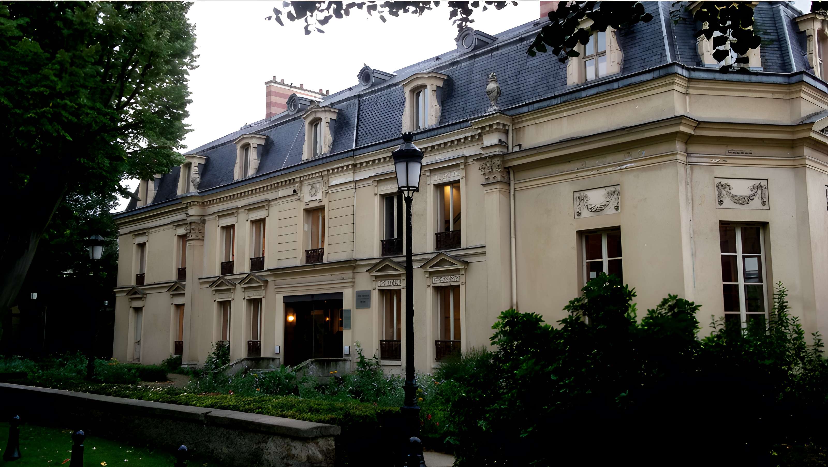 Villa Médicis : Carré Médicis à La Varenne Saint-Hilaire