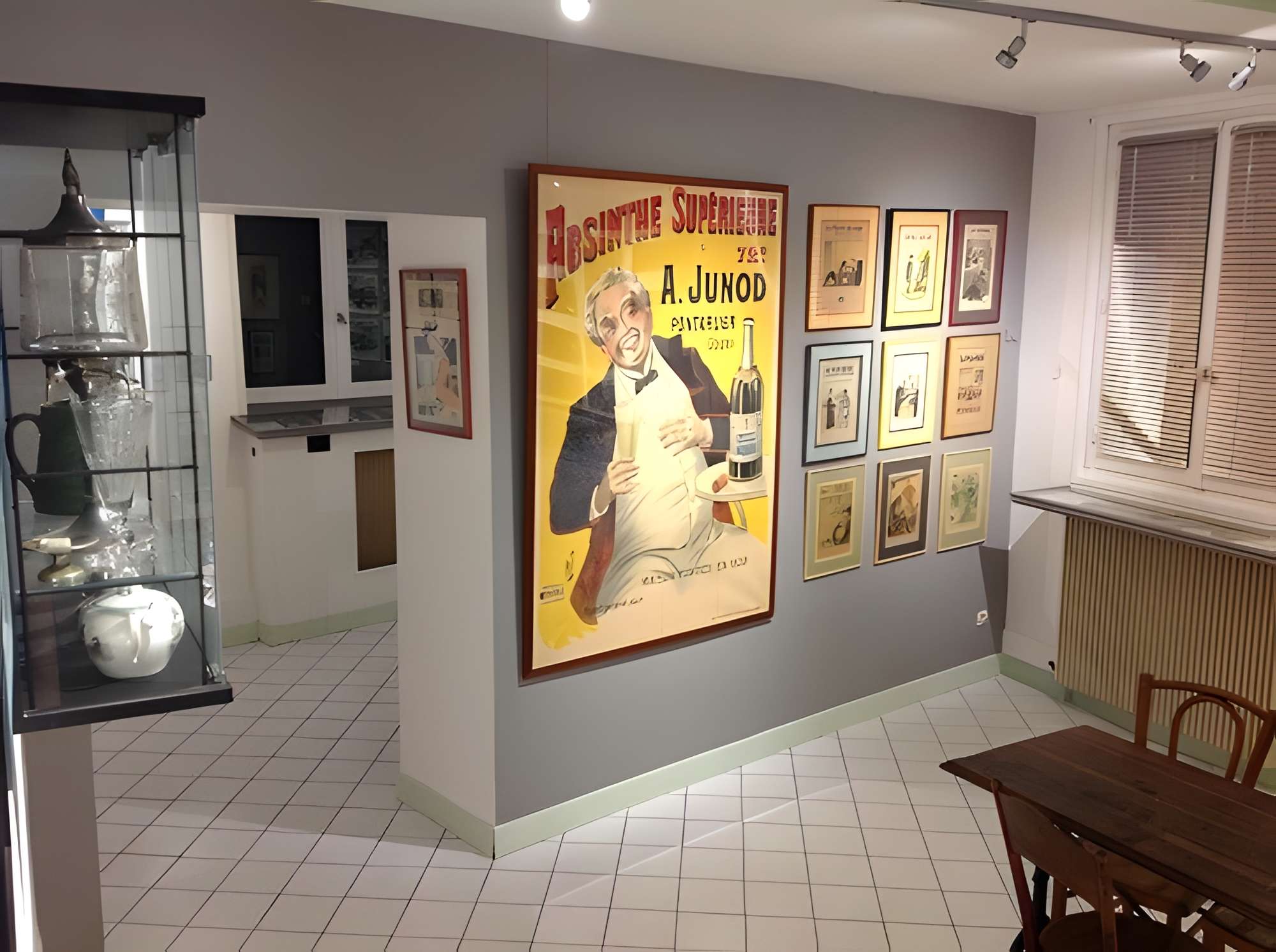 Musée de l'Absinthe à Auvers sur Oise intérieur du musée
