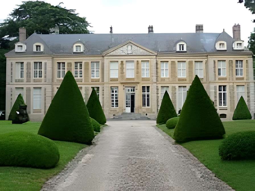 Collection de la fondation de Coubertin à Saint-Rémy-lès-Chevreuse Façade du château
