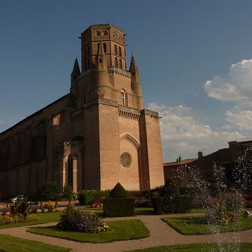 Cathédrale Saint-Alain de Lavaur 