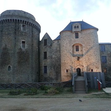 Château de Saint Mesmin