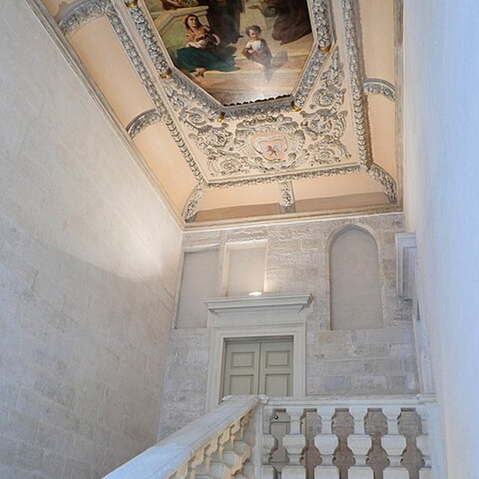 Photo de Musée Pierre-de-Luxembourg à Villeneuve-lès-Avignon