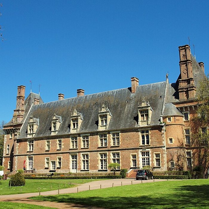 Photo de Château de Saint-Amand-en-Puisaye