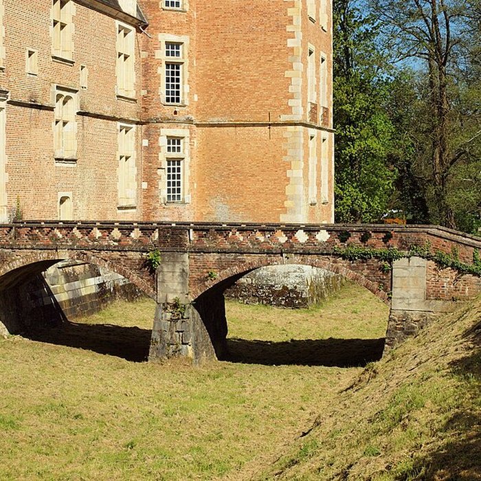 Photo de Château de Saint-Amand-en-Puisaye